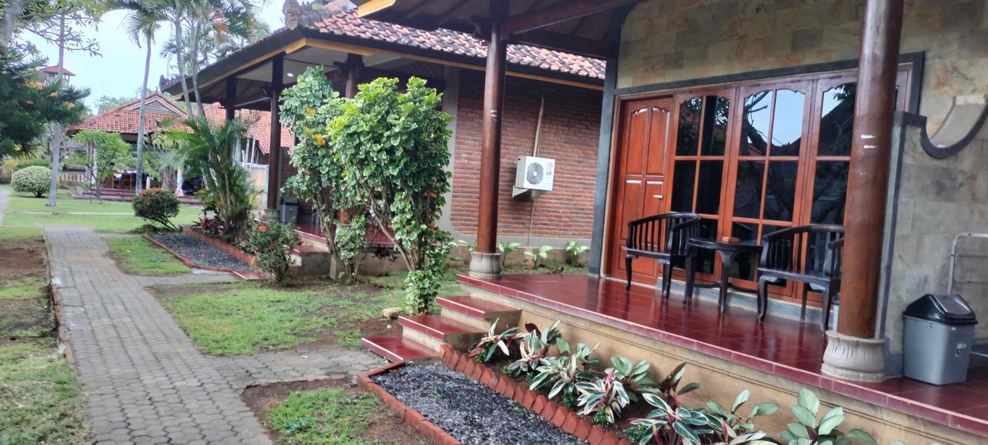 Bayumantra Bungalows Lovina Exterior foto