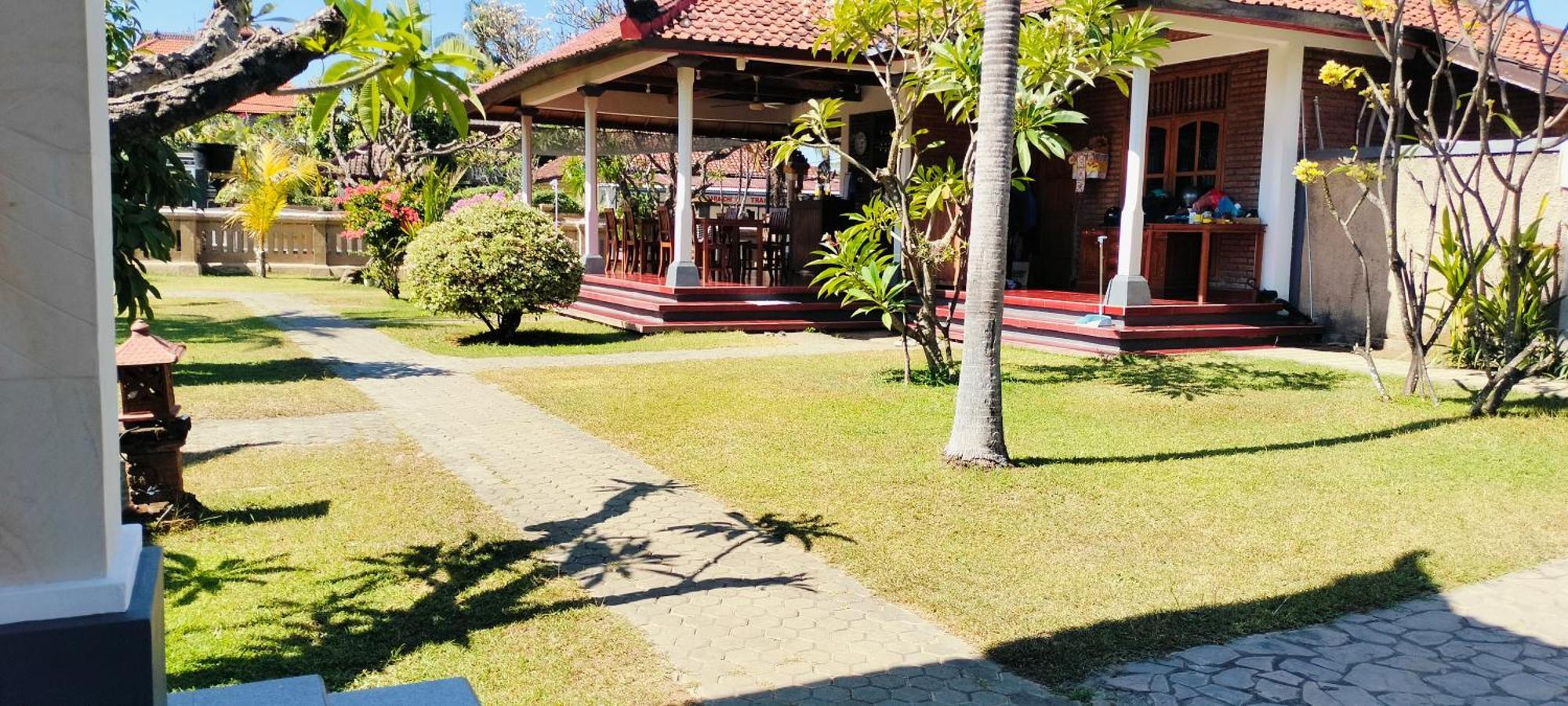 Bayumantra Bungalows Lovina Exterior foto